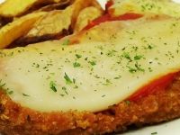 Escalope napolitana con Pasta de la Casa