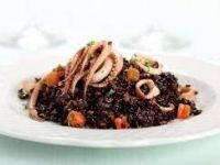 Arroz negro con calamares