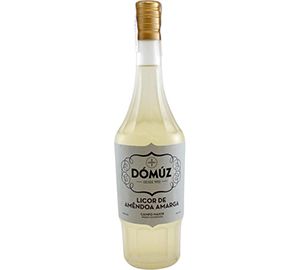 Domuz licor de almendra amarga